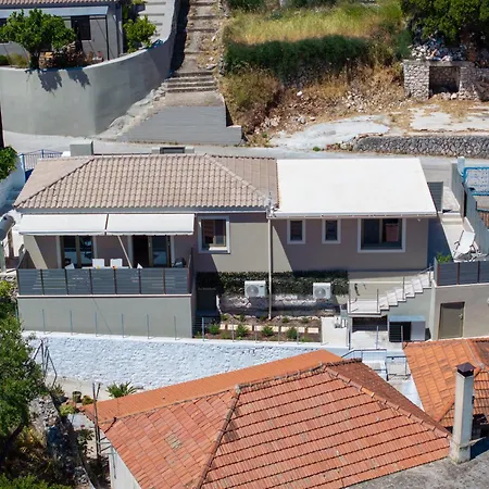 Дом отдыха Mirtula House *